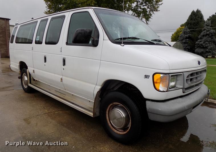 image for item DB8541 1998 Ford Club Wagon XL Super van