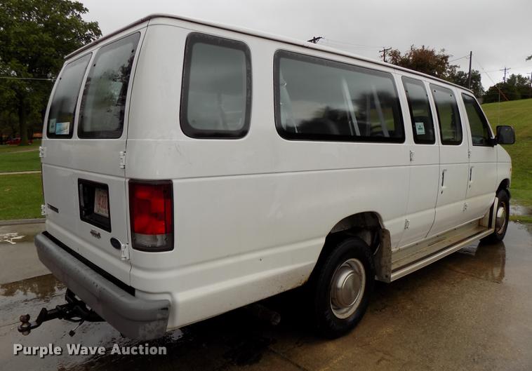 image for item DB8541 1998 Ford Club Wagon XL Super van