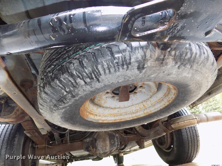 image for item DB8541 1998 Ford Club Wagon XL Super van