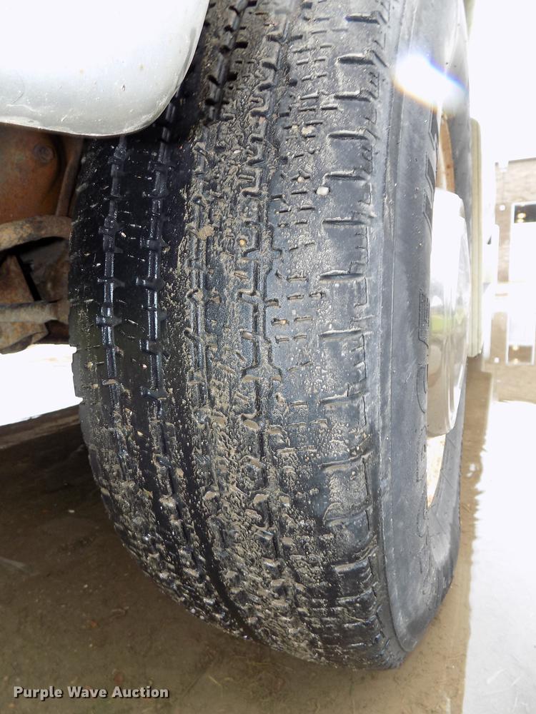 image for item DB8541 1998 Ford Club Wagon XL Super van