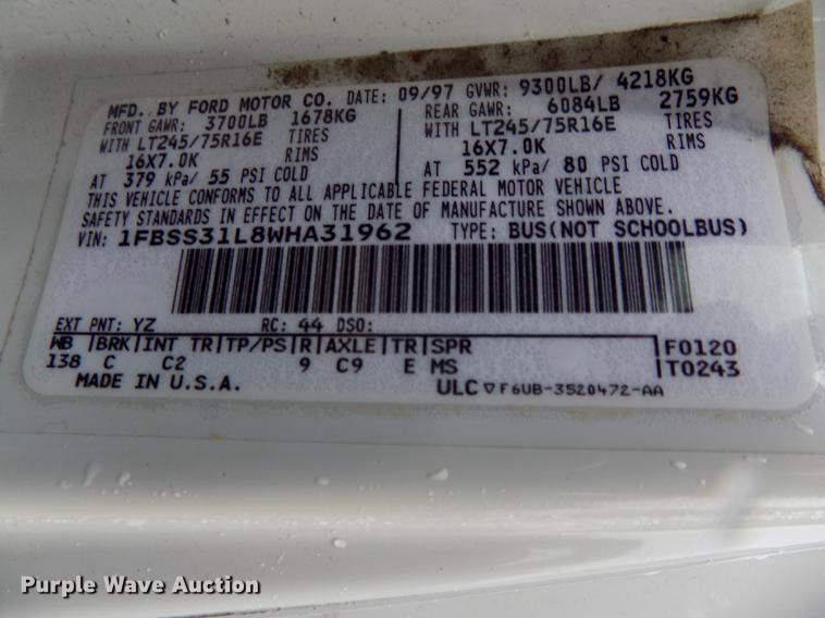 image for item DB8541 1998 Ford Club Wagon XL Super van