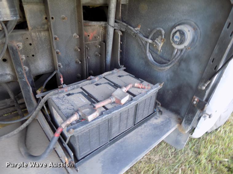 image for item DB8559 2001 Blue Bird LTC40 coach bus