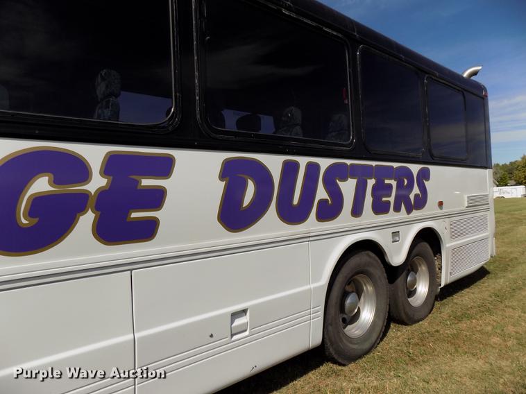 image for item DB8559 2001 Blue Bird LTC40 coach bus