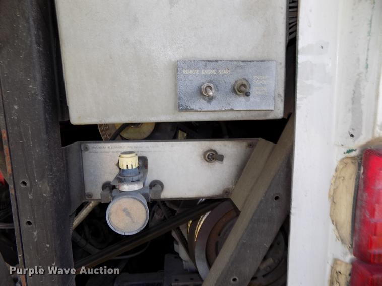 image for item DB8559 2001 Blue Bird LTC40 coach bus