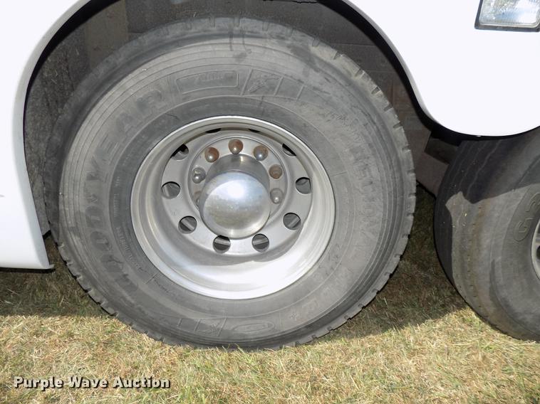 image for item DB8559 2001 Blue Bird LTC40 coach bus