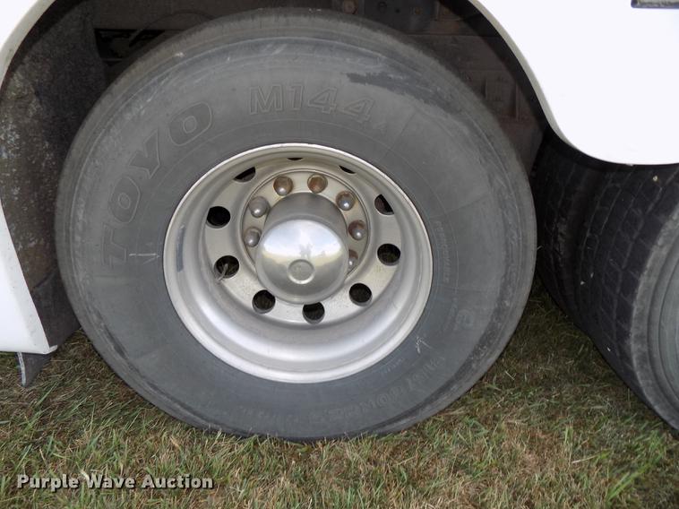 image for item DB8559 2001 Blue Bird LTC40 coach bus