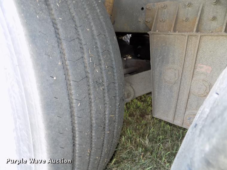 image for item DB8559 2001 Blue Bird LTC40 coach bus