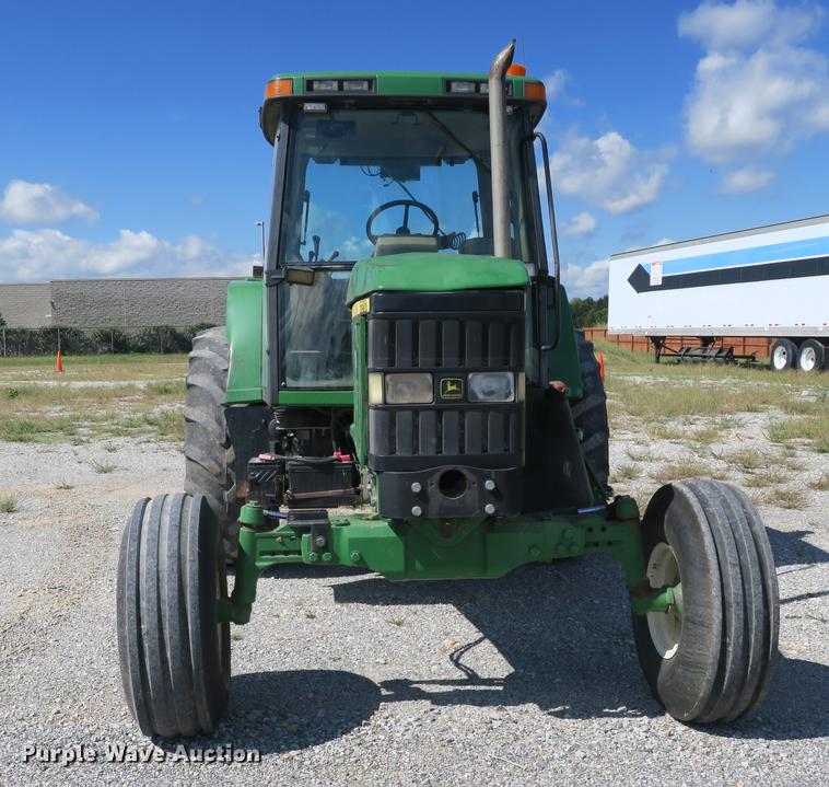 image for item DB8980 John Deere 7210 tractor