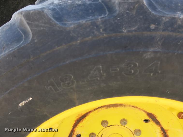 image for item DB8980 John Deere 7210 tractor