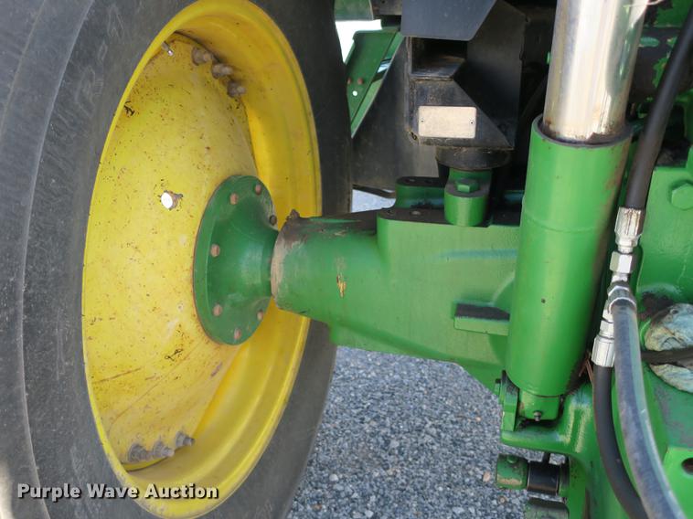 image for item DB8980 John Deere 7210 tractor