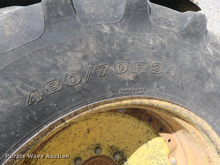 image for item DB8980 John Deere 7210 tractor