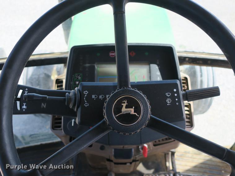 image for item DB8980 John Deere 7210 tractor