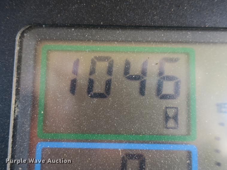 image for item DB8980 John Deere 7210 tractor