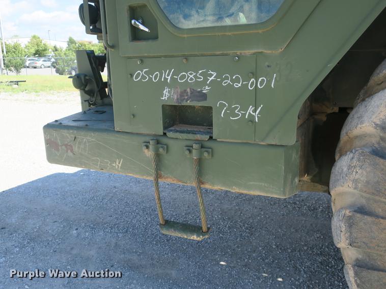 image for item DB8981 1985 Caterpillar 621B MIL conventional scraper