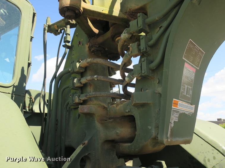 image for item DB8981 1985 Caterpillar 621B MIL conventional scraper