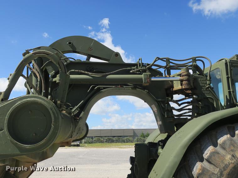 image for item DB8981 1985 Caterpillar 621B MIL conventional scraper