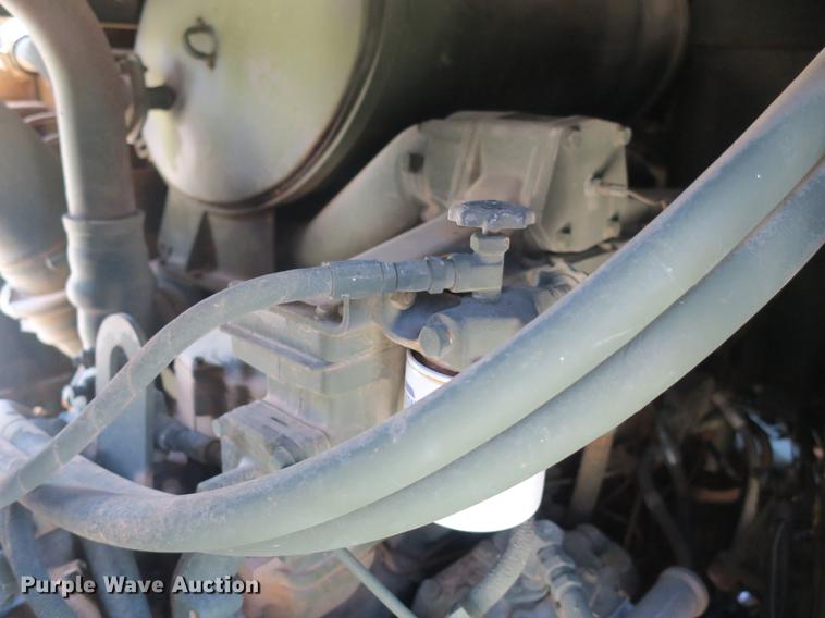 image for item DB8981 1985 Caterpillar 621B MIL conventional scraper