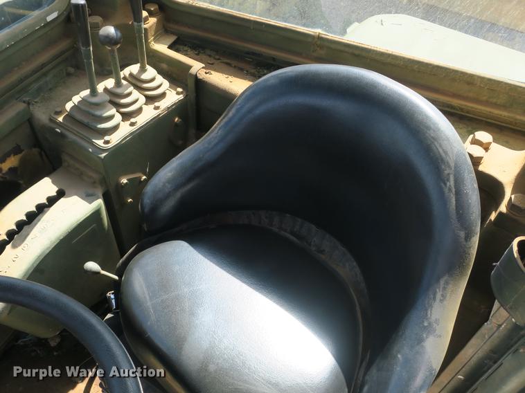 image for item DB8981 1985 Caterpillar 621B MIL conventional scraper