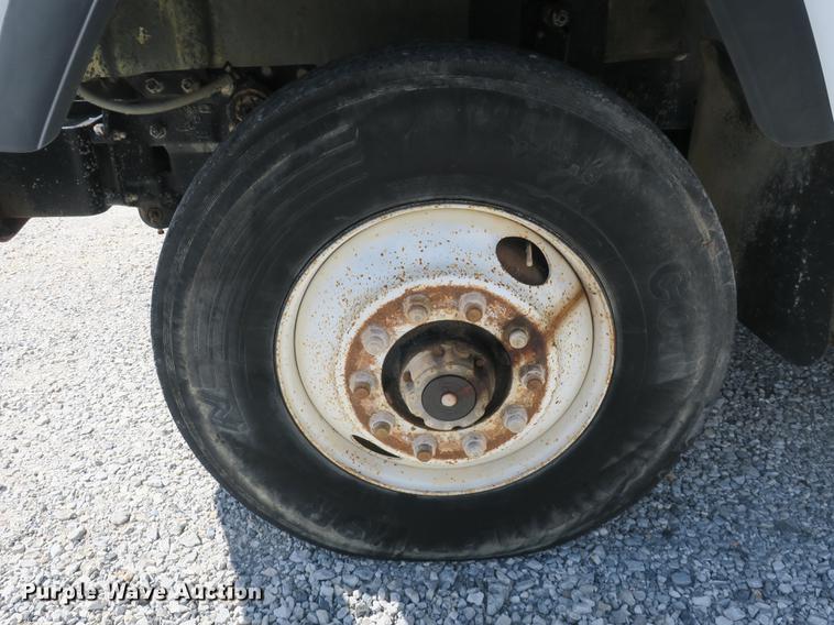 image for item DB8982 1992 Mack RD tank truck