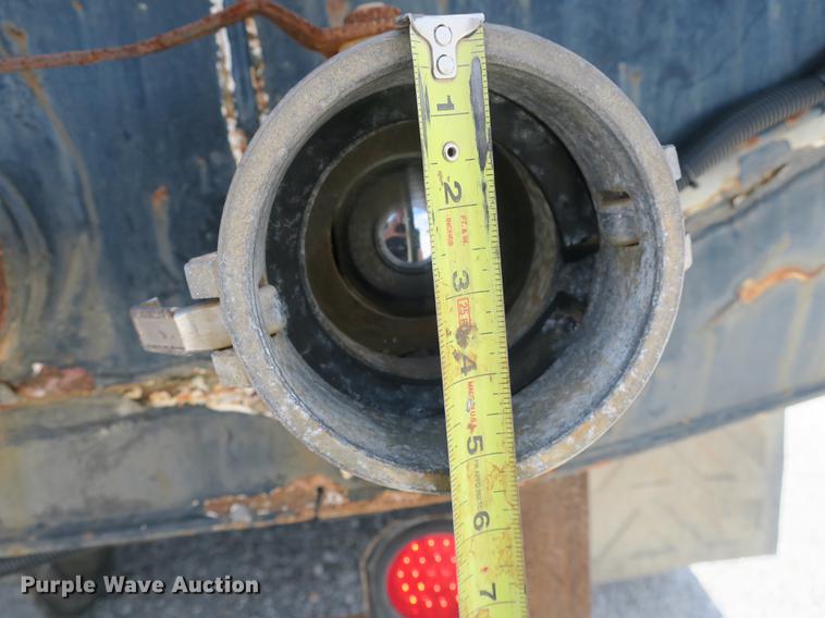 image for item DB8982 1992 Mack RD tank truck