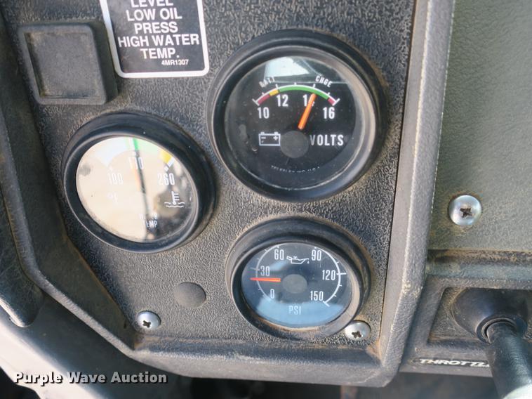 image for item DB8982 1992 Mack RD tank truck