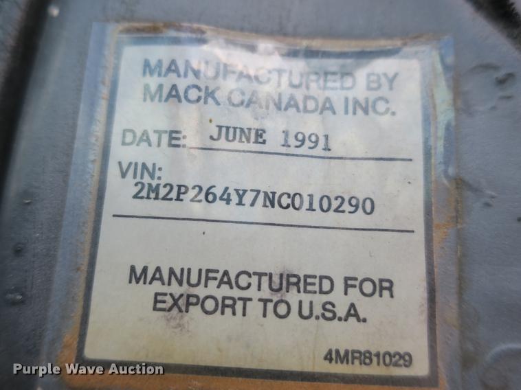 image for item DB8982 1992 Mack RD tank truck