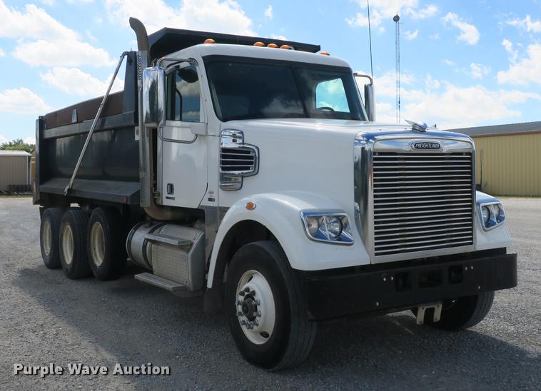image for item DB8983 2012 Freightliner Coronado SD dump truck