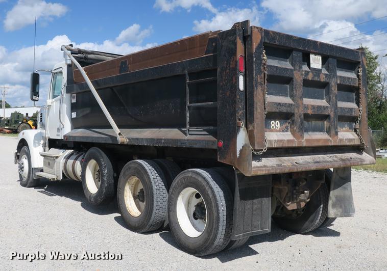 image for item DB8983 2012 Freightliner Coronado SD dump truck