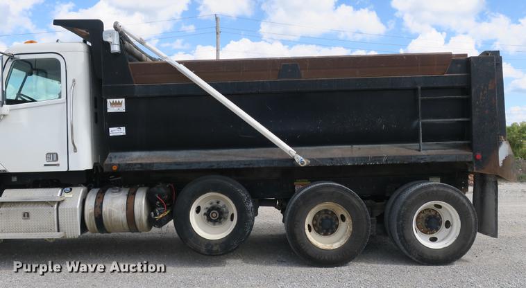 image for item DB8983 2012 Freightliner Coronado SD dump truck