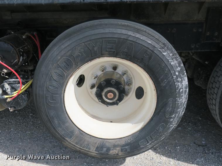 image for item DB8983 2012 Freightliner Coronado SD dump truck