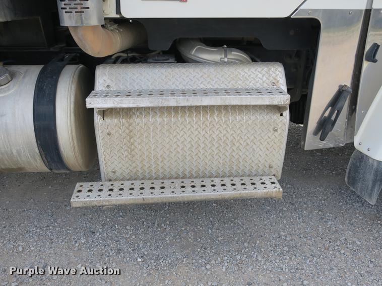 image for item DB8983 2012 Freightliner Coronado SD dump truck