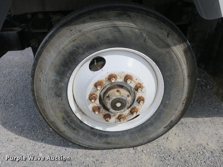 image for item DB8984 1993 Mack RD tank truck