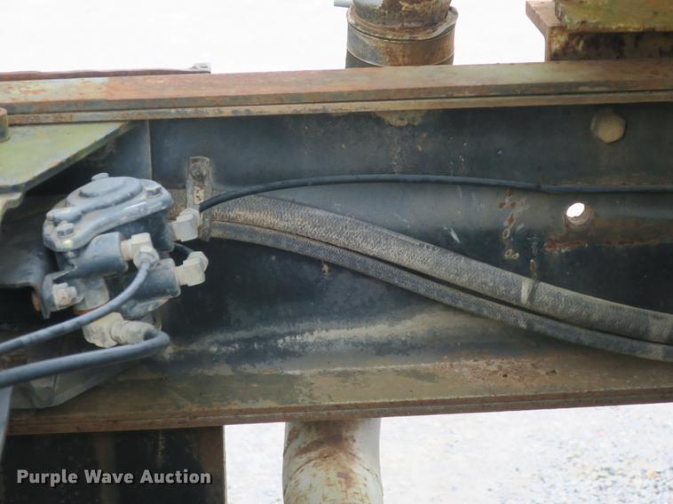 image for item DB8984 1993 Mack RD tank truck