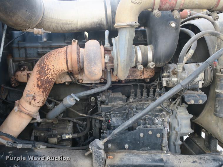 image for item DB8984 1993 Mack RD tank truck