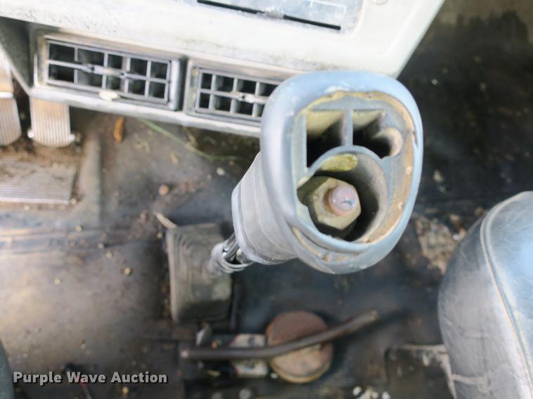 image for item DB8984 1993 Mack RD tank truck