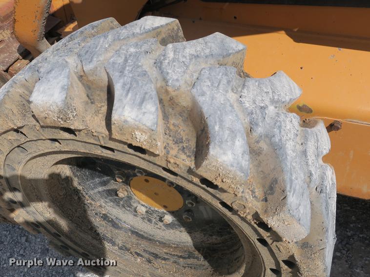 image for item DB8985 2005 Case 450 skid steer