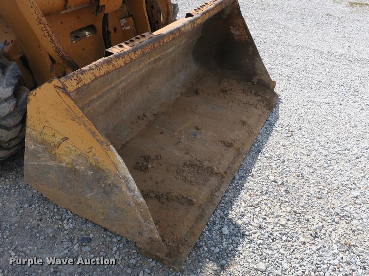 image for item DB8985 2005 Case 450 skid steer