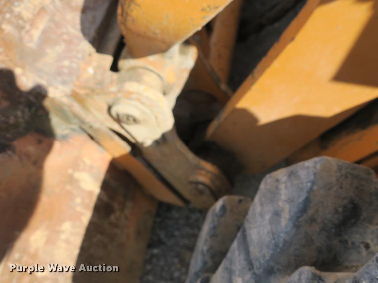 image for item DB8985 2005 Case 450 skid steer