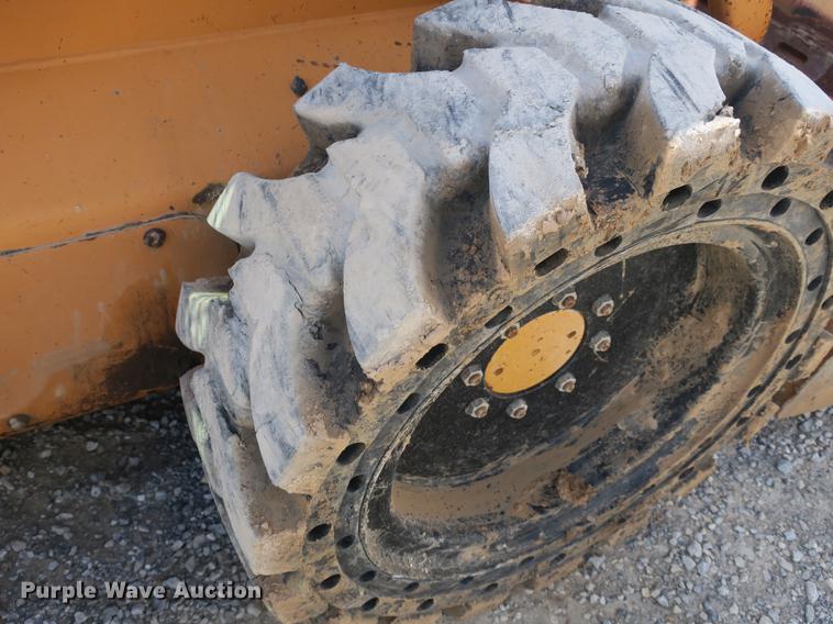 image for item DB8985 2005 Case 450 skid steer