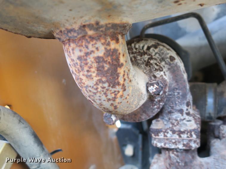 image for item DB8985 2005 Case 450 skid steer