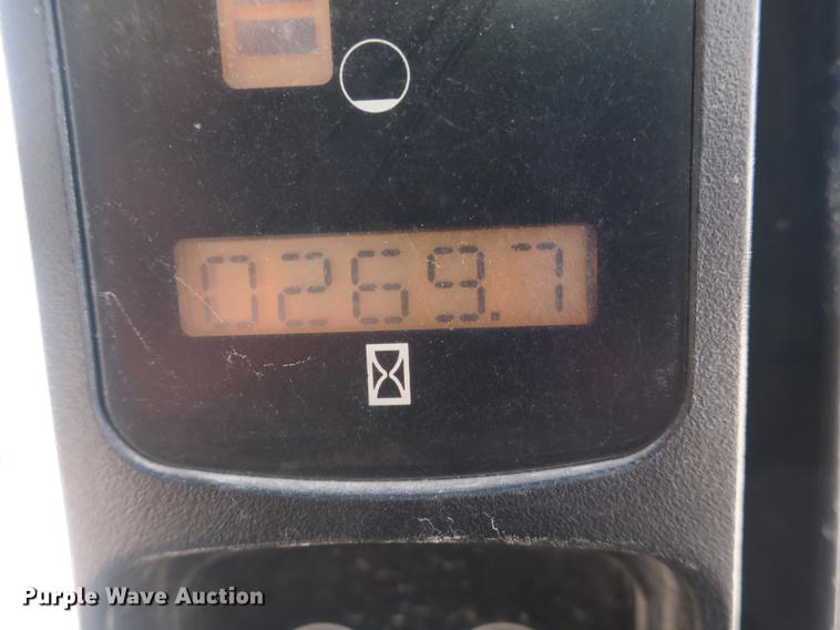 image for item DB8985 2005 Case 450 skid steer