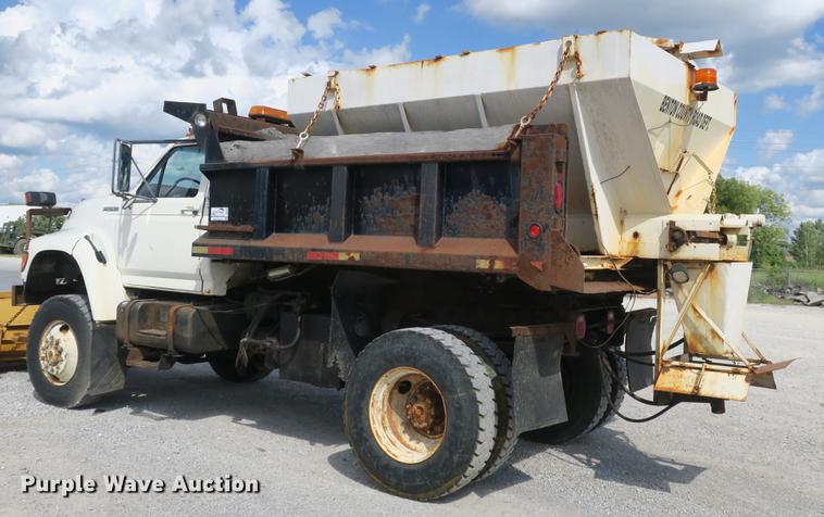 image for item DB8986 1998 Ford F800 dump truck