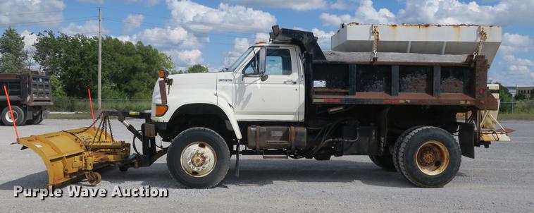 image for item DB8986 1998 Ford F800 dump truck