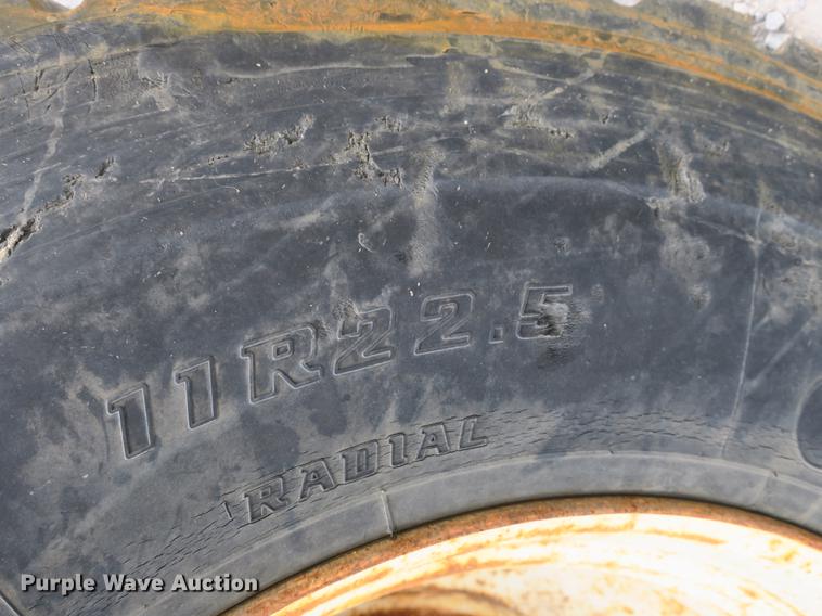 image for item DB8986 1998 Ford F800 dump truck