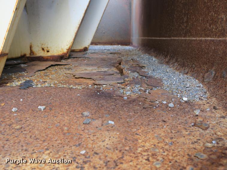 image for item DB8986 1998 Ford F800 dump truck