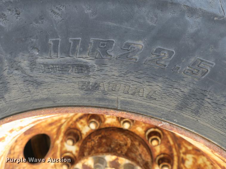 image for item DB8986 1998 Ford F800 dump truck