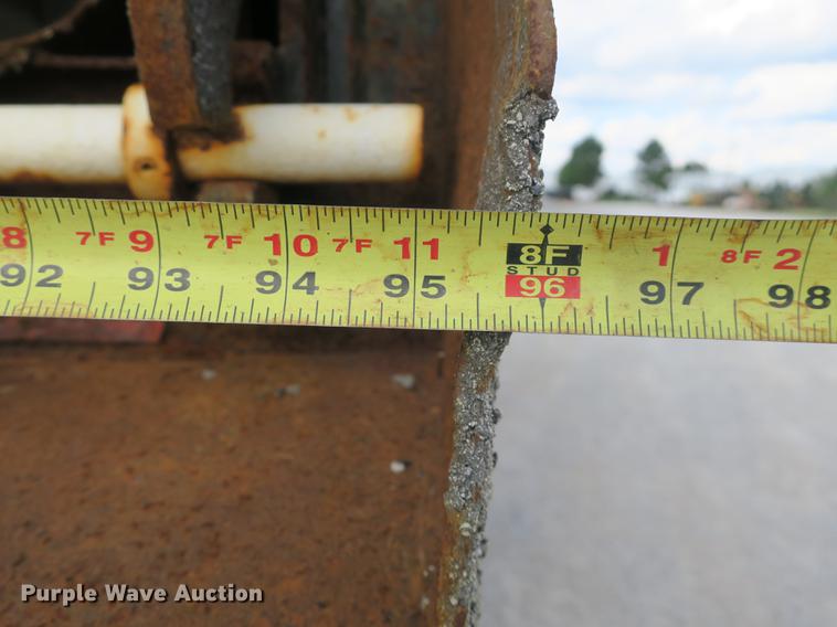 image for item DB8986 1998 Ford F800 dump truck