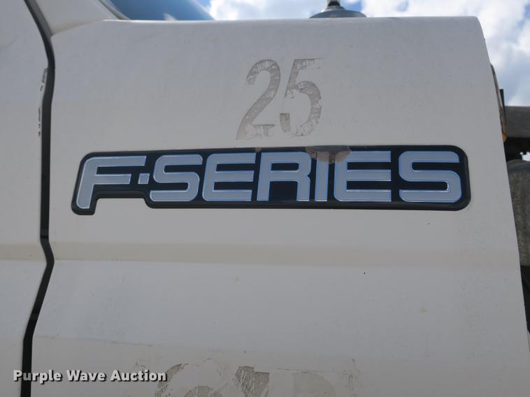 image for item DB8986 1998 Ford F800 dump truck