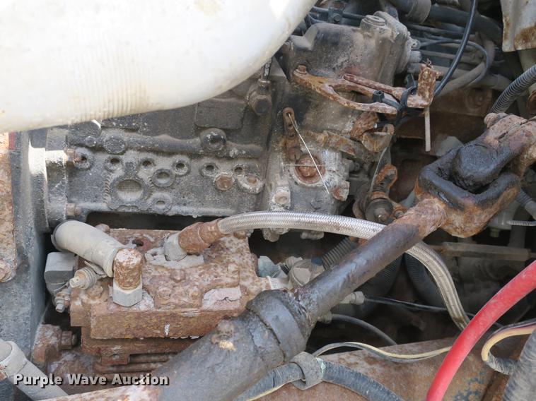 image for item DB8986 1998 Ford F800 dump truck