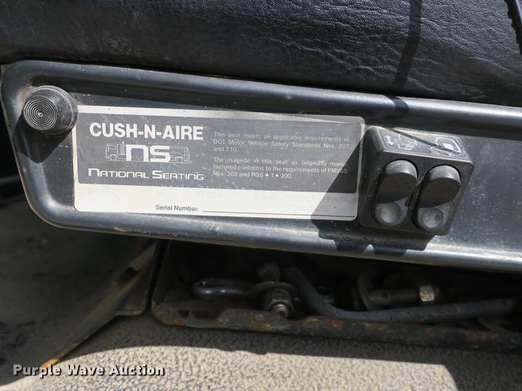 image for item DB8986 1998 Ford F800 dump truck